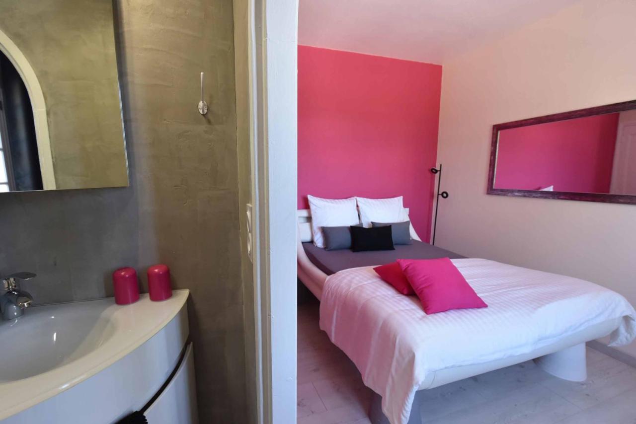 La Tour D'Ugo Hotel Cavanac Exterior photo